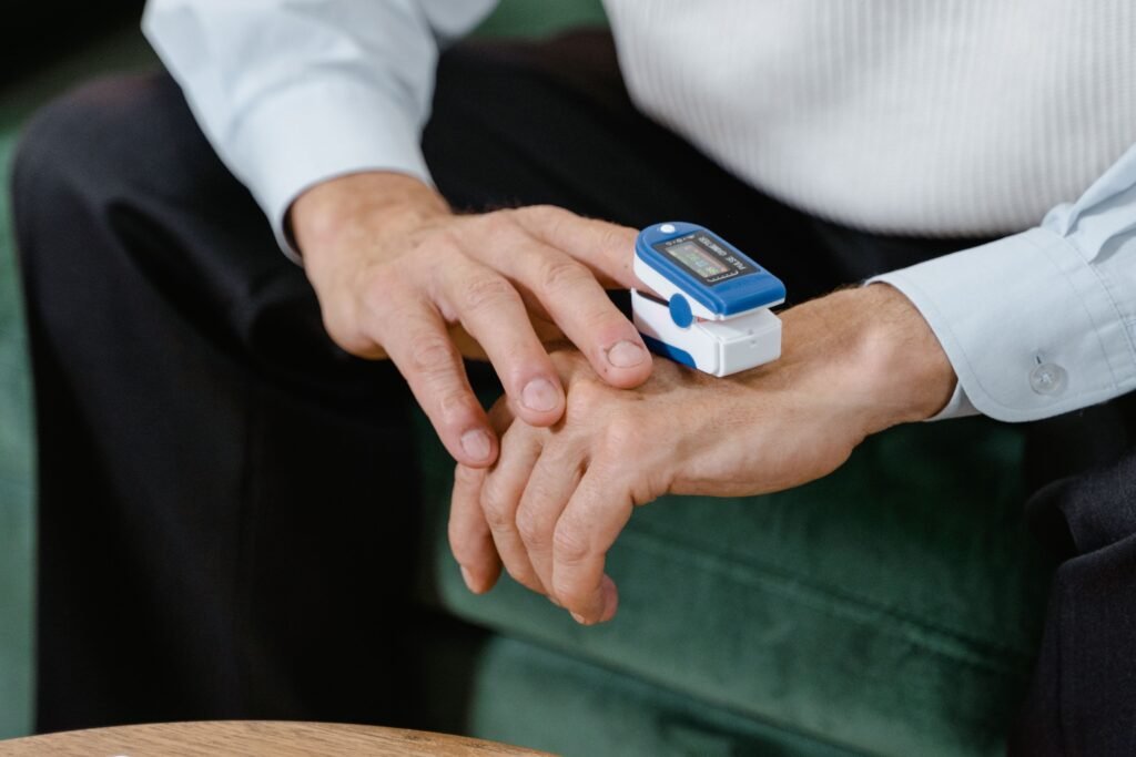 Finger-Pulse-Oximeter